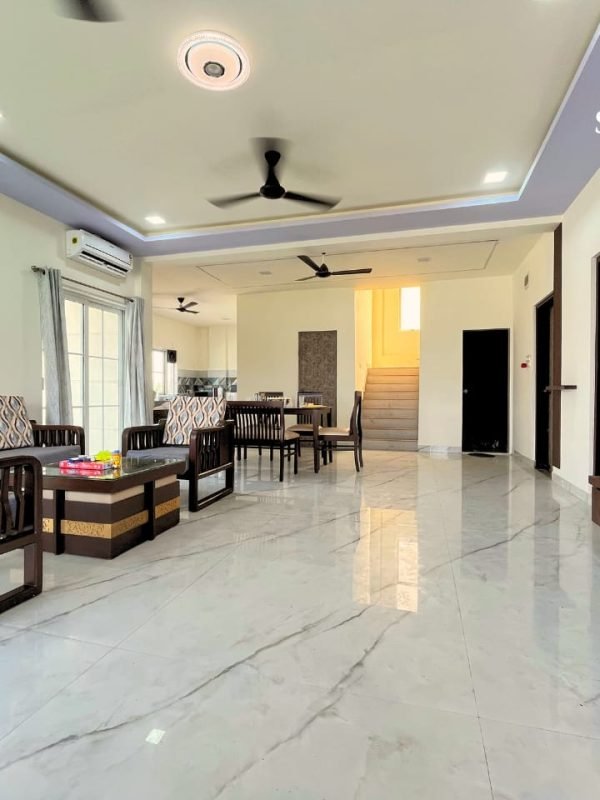 WhatsApp Image 2025-11-01 at 4.49.43 PM (2)